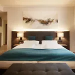 Schuedlbauer's Hotel-restaurant-bar 4*
