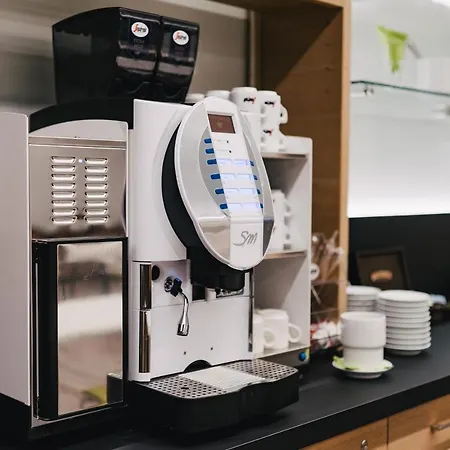 酒店 Schuedlbauer's Hotel-restaurant-bar 4*