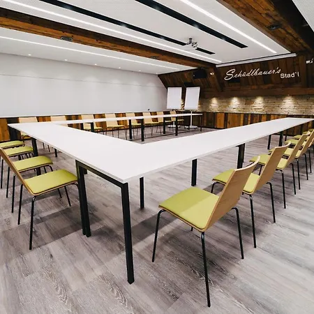 호텔 Schuedlbauer's Hotel-restaurant-bar