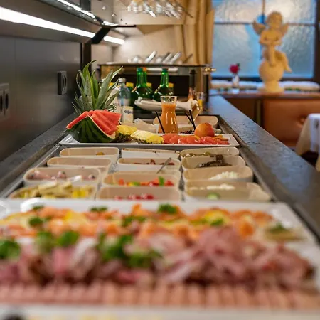 酒店 Schuedlbauer's Hotel-restaurant-bar 4*