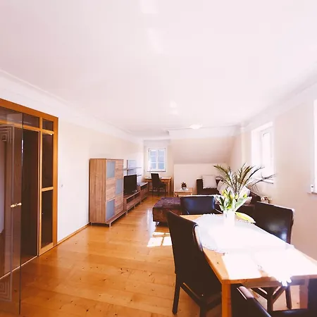 Schuedlbauer's Hotel-restaurant-bar 4*