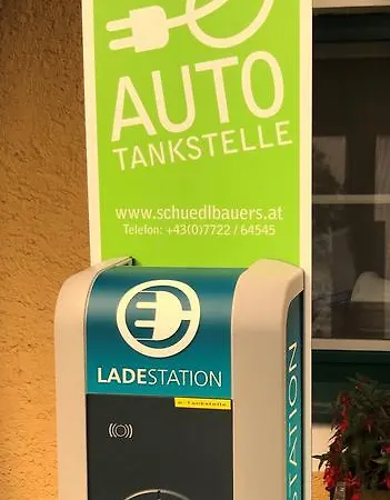 Schuedlbauer's Hotel-restaurant-bar 4* 因河畔布劳瑙