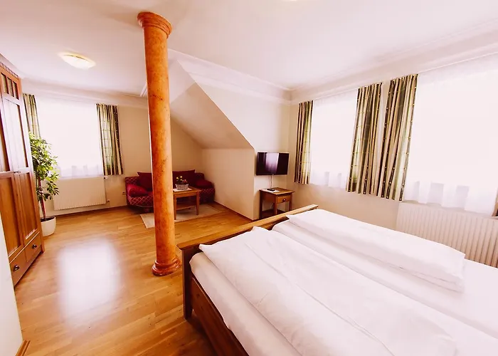 Schuedlbauer's Hotel-restaurant-bar Hotel 4*