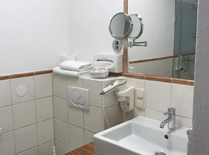 Schuedlbauer's Hotel-restaurant-bar 4*