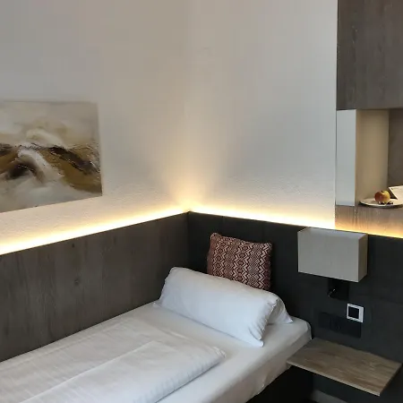 Schuedlbauer's Hotel-restaurant-bar 4*