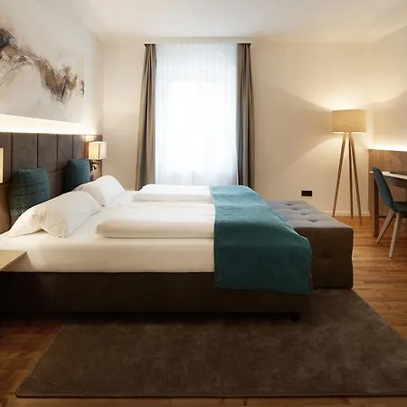 Schuedlbauer's Hotel-restaurant-bar Hotell