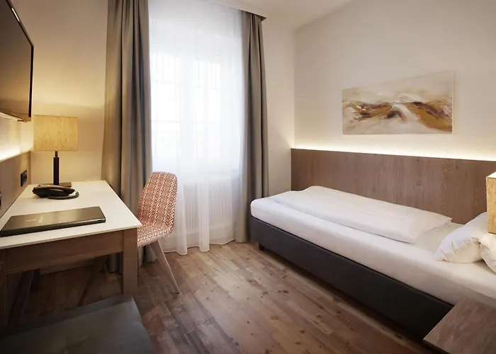 Schuedlbauer's Hotel-restaurant-bar 4*